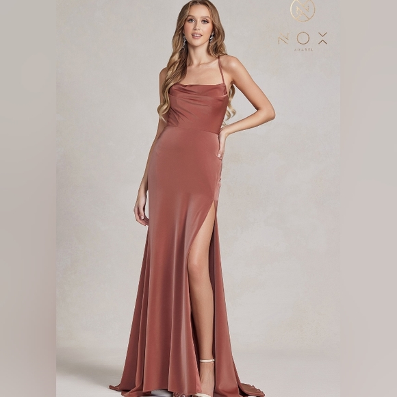 COPY - Long floor length fitted green, navy, gold,brown leg slit lace up open b… - Picture 6 of 9